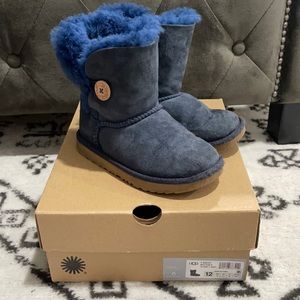 Girls Navy blue UGGS size 12